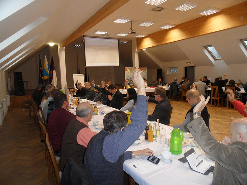 Foto - Členská schůze, Rohov 20. 11. 2014